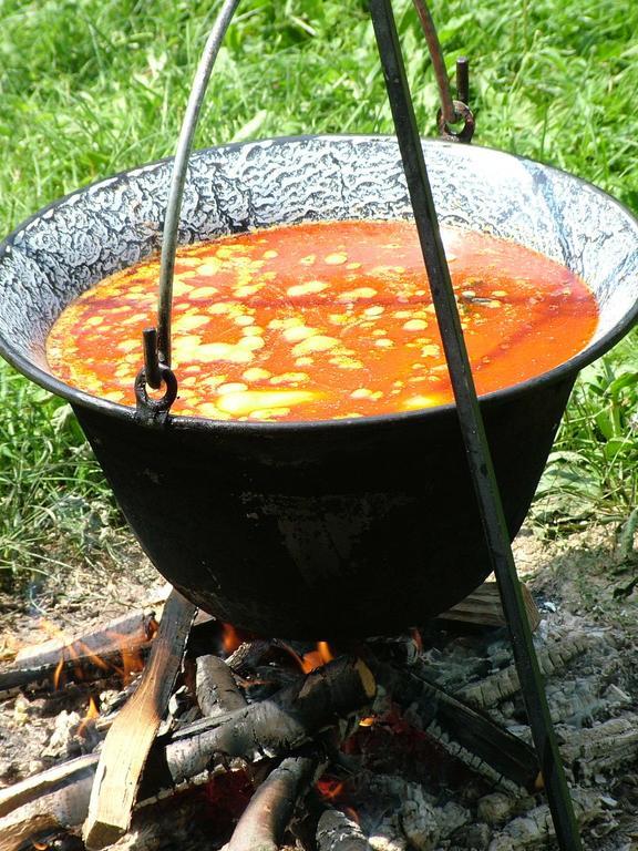 Göcsej Völgye Kemping Kustanszeg Luaran gambar